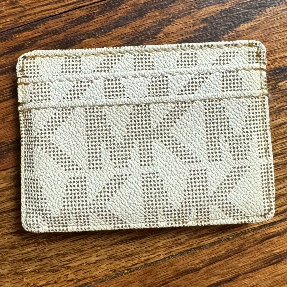 Michael Kors Credit Card Organizer